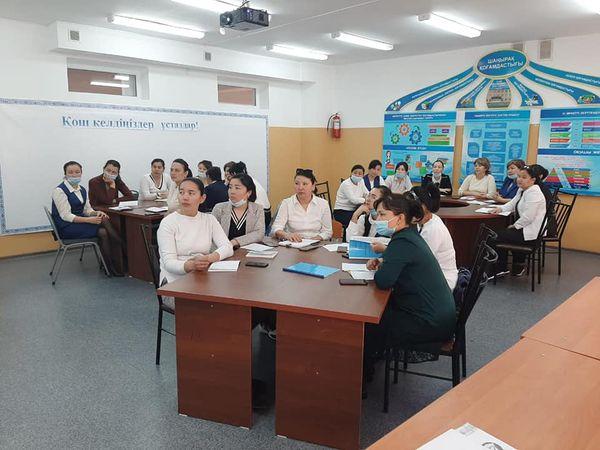 "ЖАС ЗЕРТТЕУШІ", "ПЕДАГОГТЫҢ КӘСІБИ ҚҰЗЫРЕТТІЛІГІ" АТТЫ ОҚЫТУ СЕМИНАР