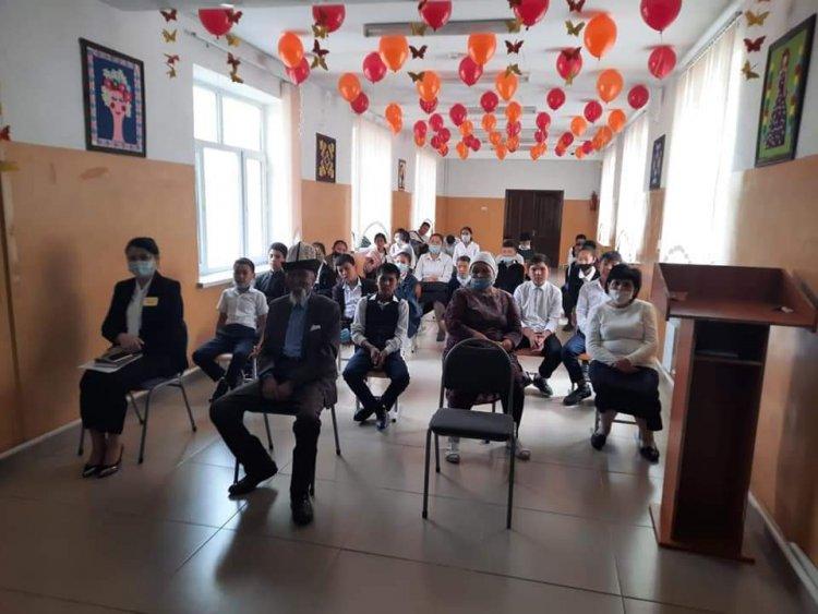 1-қазан қарттар күні