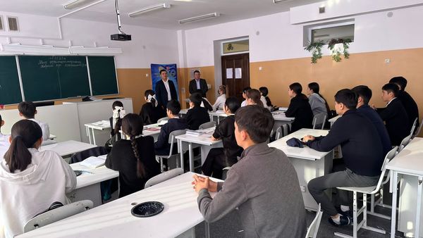 оқушылармен сұхбат